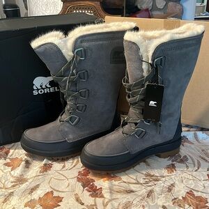 New Sorel winter boots